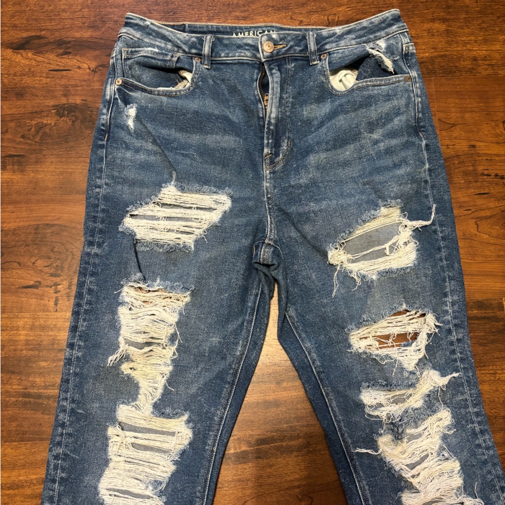 American Eagle Distressed Mom Jeans